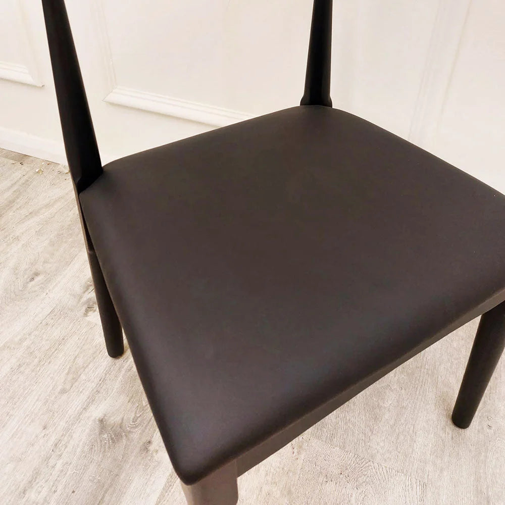 Elsa-Wooden-Wishbone-Chair-with-Matt-Black-Seat_3