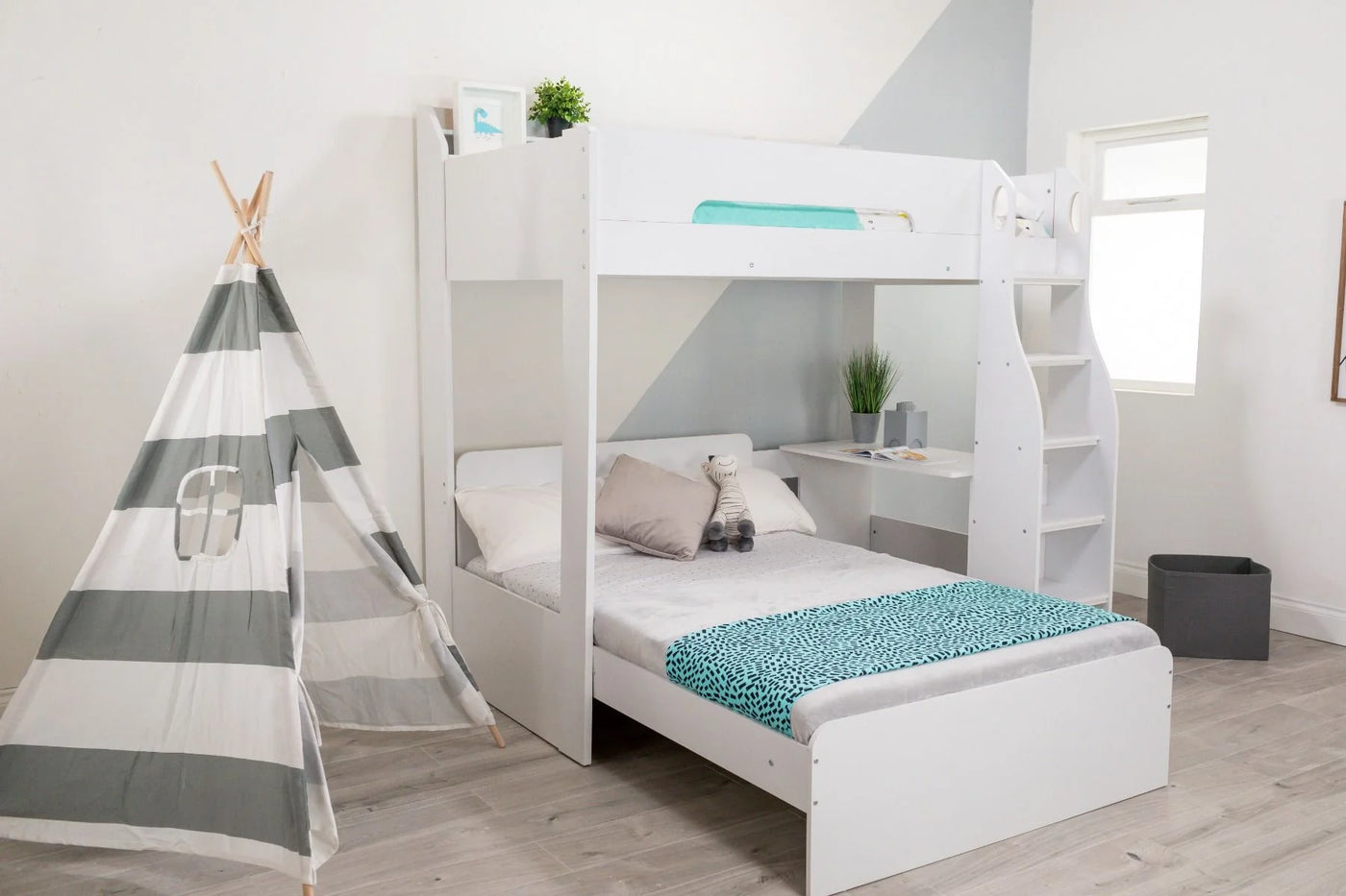 Flair-Cosmic-L-Shaped-Triple-Bunk-Bed-in-White-6