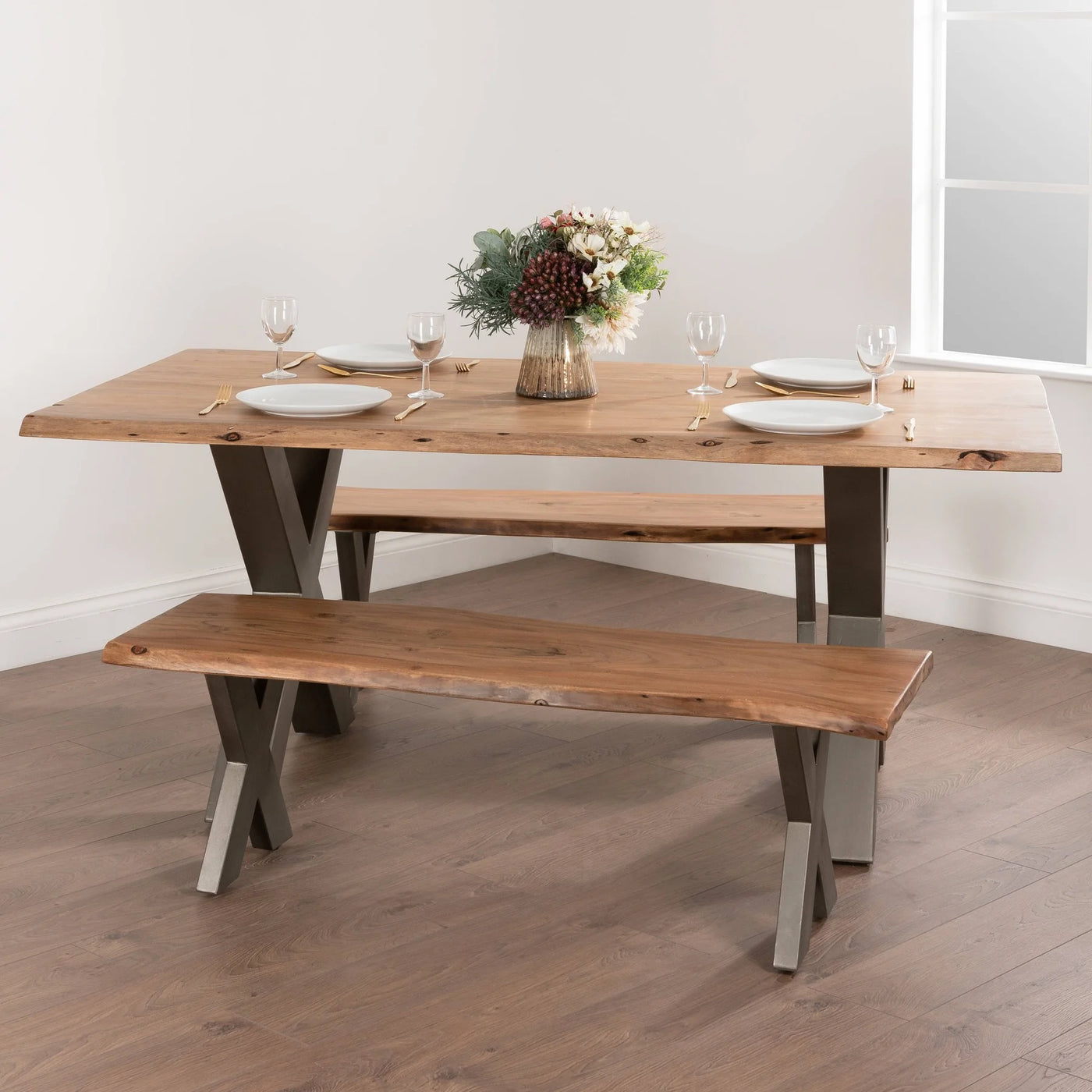 Hill-Interiors-Live-Edge-Collection-Dining-Table_4