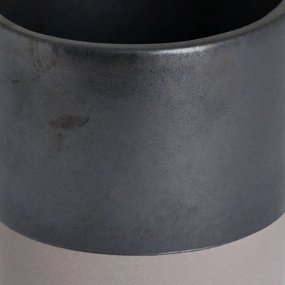 Hill-Interiors-Metallic-Grey-Ceramic-Planter_2