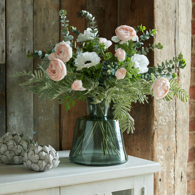 Hill-Interiors-Pastel-Pink-Ranunculus_1