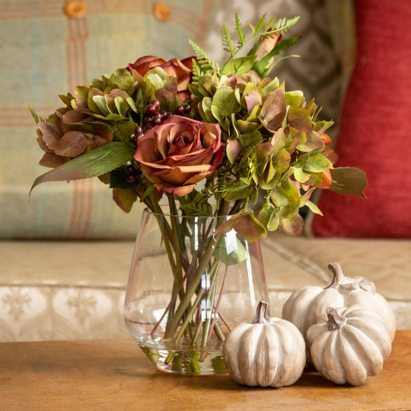 Hill-Interiors-Set-Of-Three-Carved-Wood-Effect-Pumpkins_4