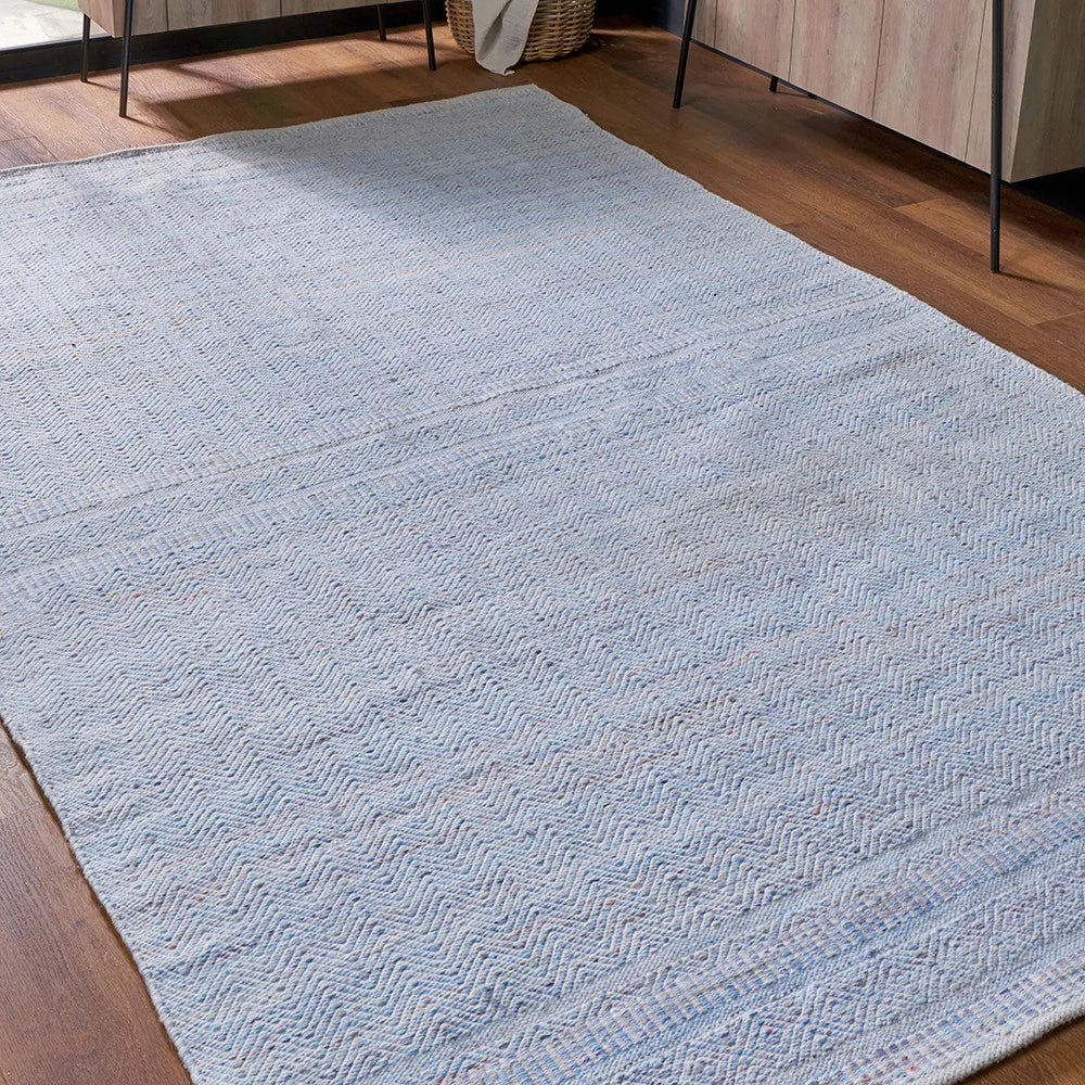 Indoor-Outdoor-Aqua-Blue-and-White-Inca-Design-Rug_1