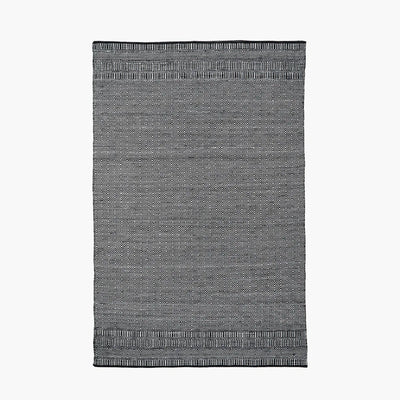 Indoor-Outdoor-Black-and-White-Inca-Design-Rug_6