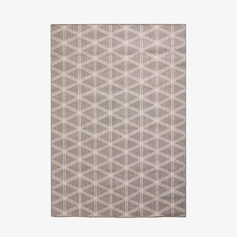 Indoor-Outdoor-Silver-and-White-Geometric-Design-Rug_4