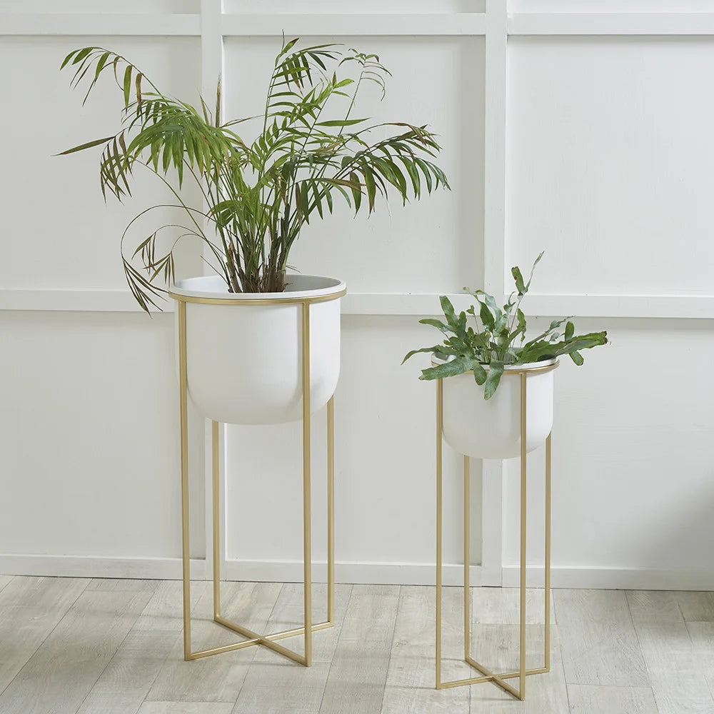 Set-of-2-White-and-Gold-Metal-Planters_1