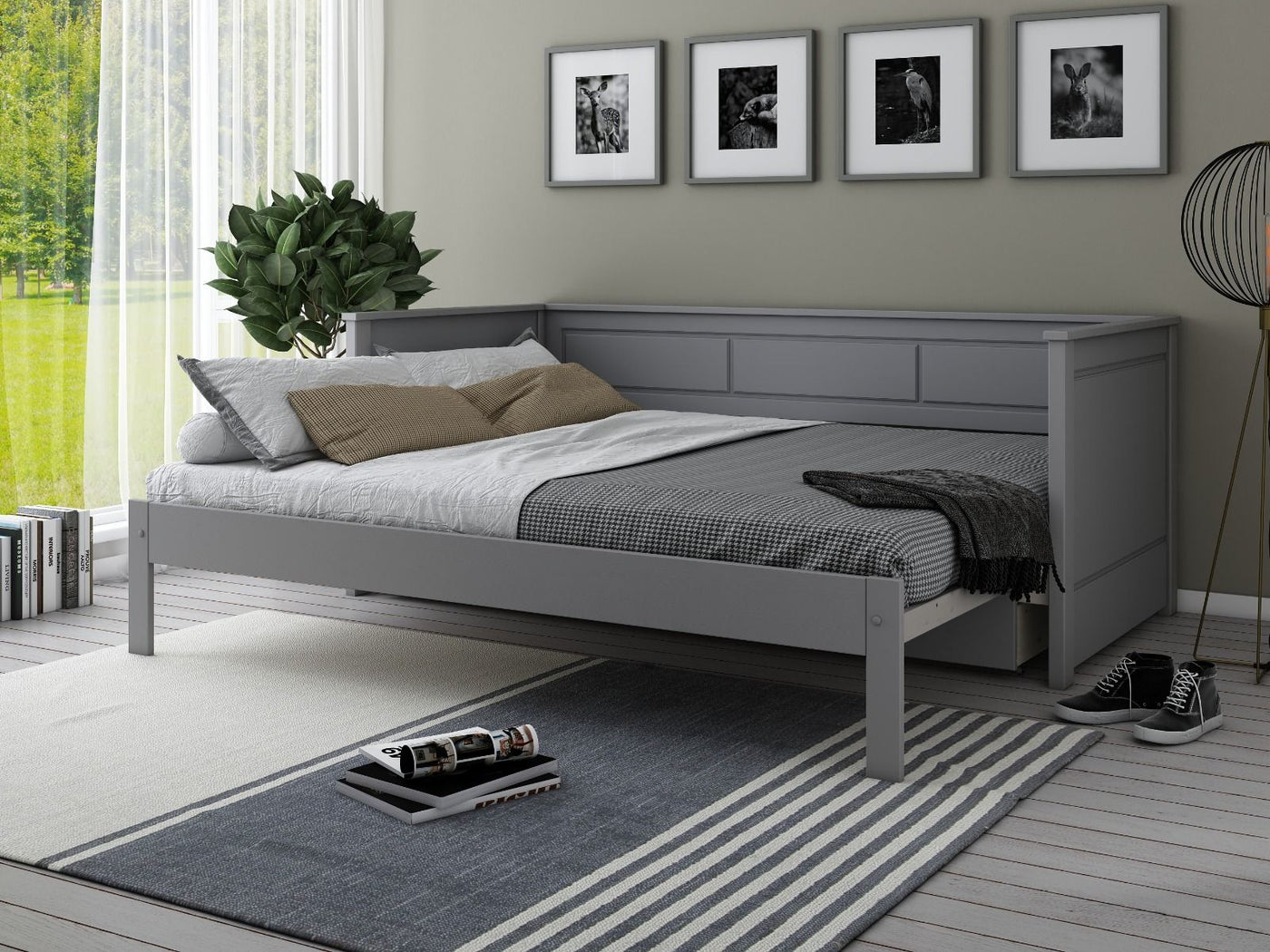 Noomi Erika Solid Wood Guest Bed
